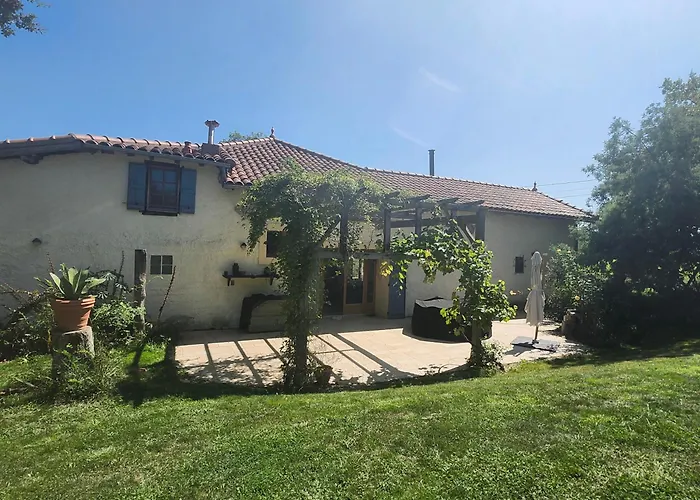 Ferme Equerre 12 Personnes Avec Piscine *