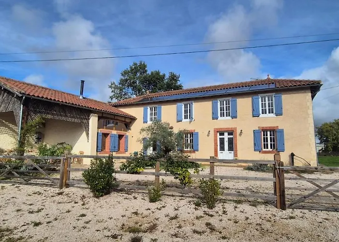 Ferme Equerre 12 Personnes Avec Piscine *