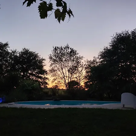 Ferme Equerre 12 Personnes Avec Piscine 度假居 Viozan